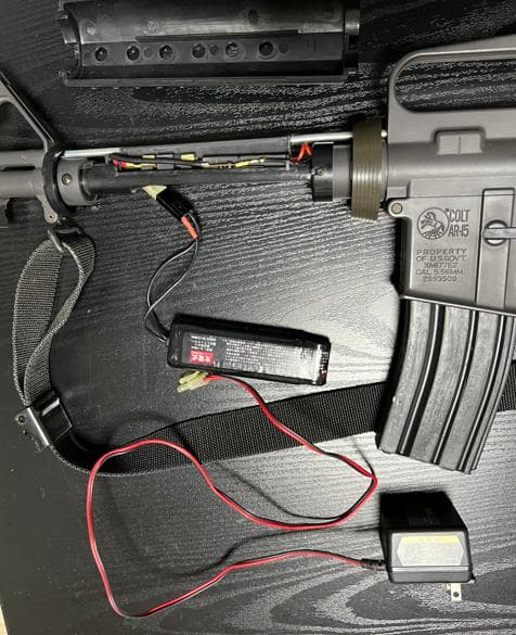 東京マルイ colt ar-15 電動ガン　バッグ付き