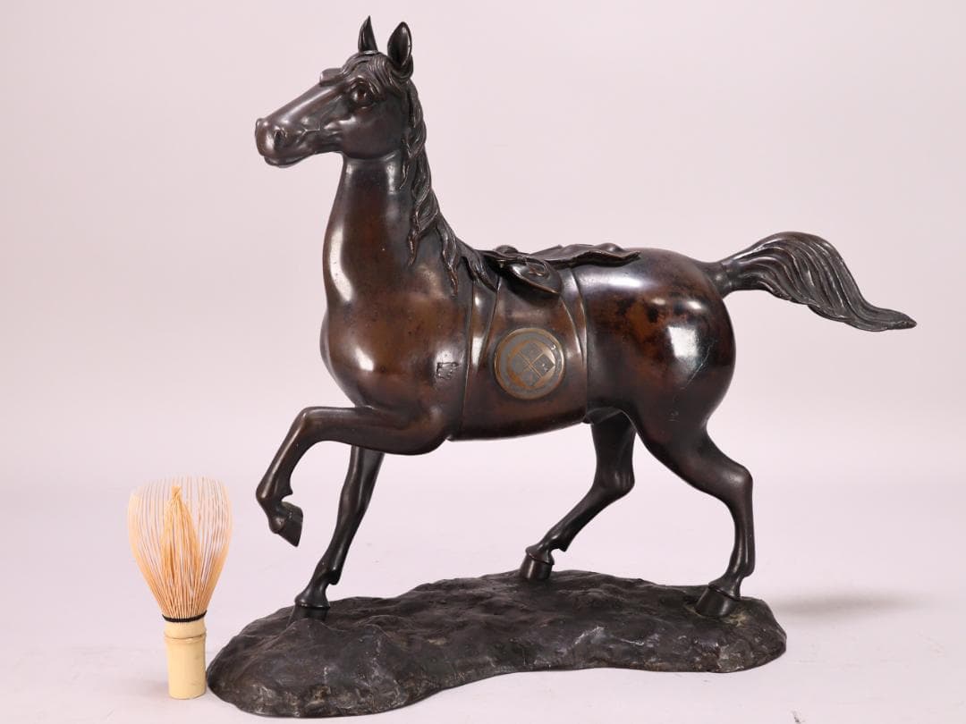 BK198　時代金工　古銅製　大名馬　置物　床飾　ブロンズ像　家紋　武田菱