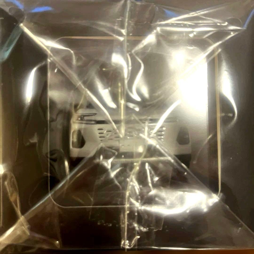 トヨタRAV4ZハイブリッドAdventureミニカー1/30カラーサンプル2台