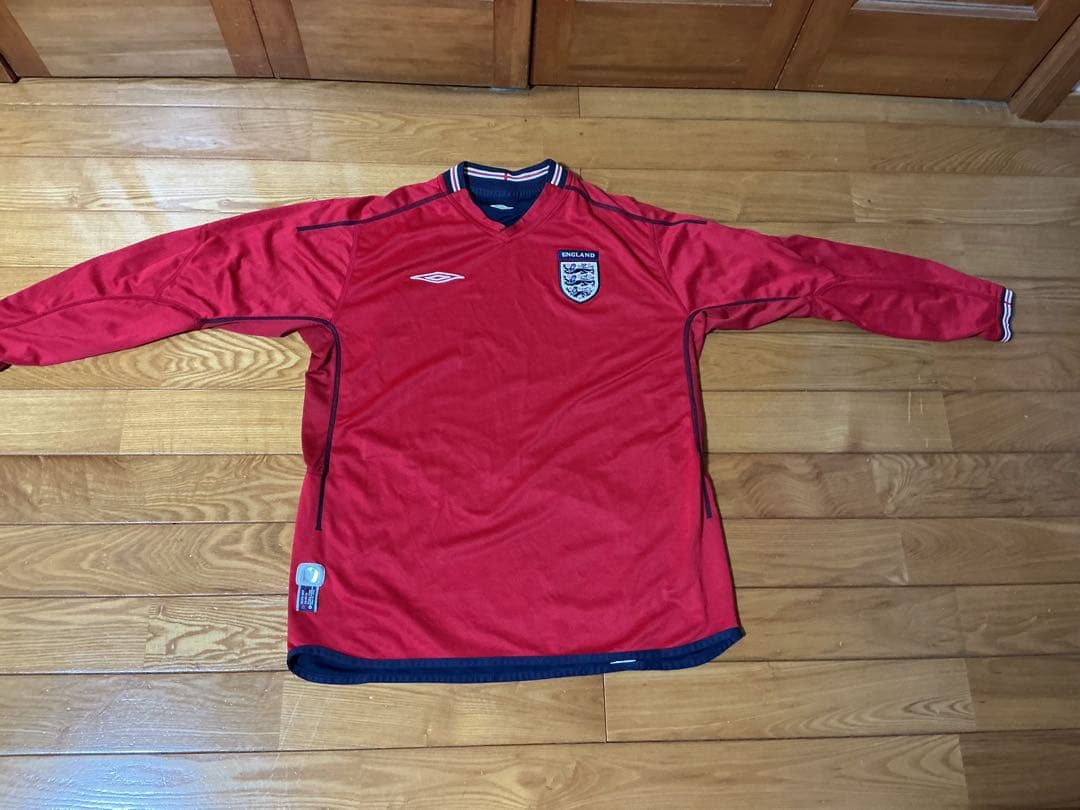 ★★イングランドサッカー長袖シャツ★★