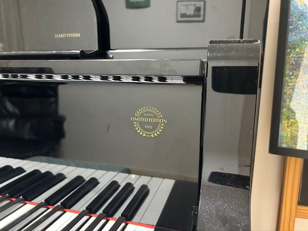 ・KAWAI 大型アプライトピアノ ・US-63H 高さ：約132cm