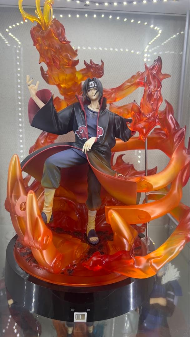 precious gem うちはイタチ　光る台座付き