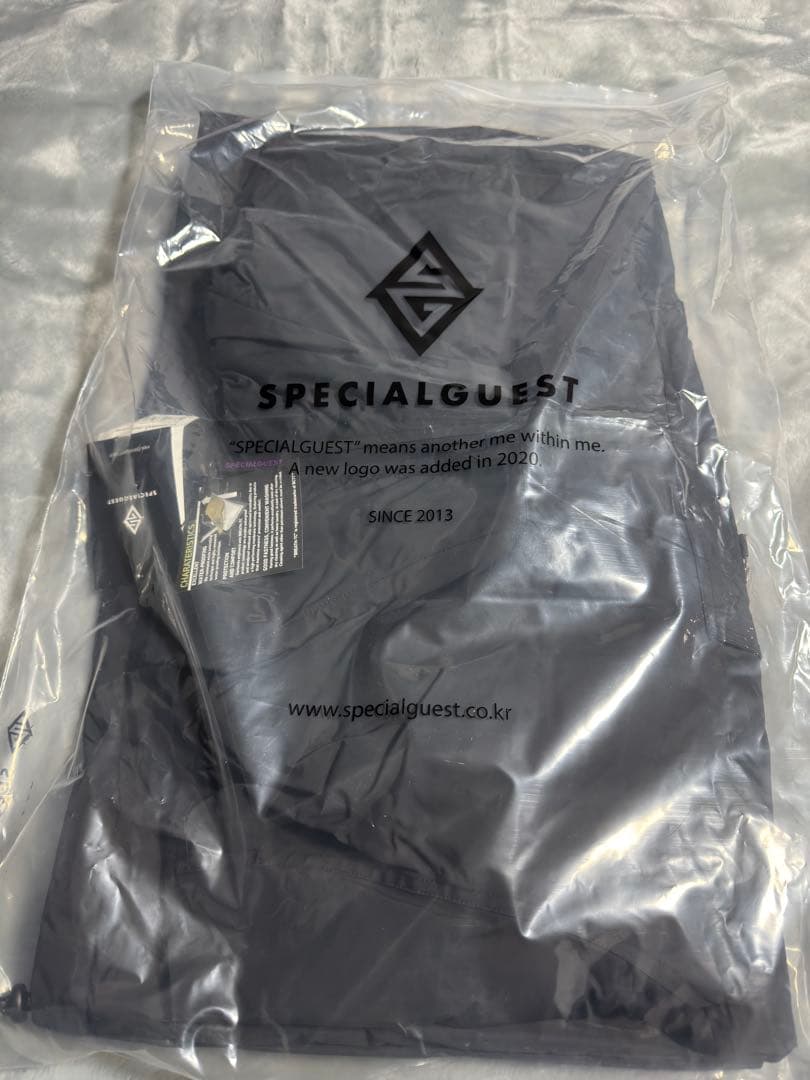 【SPECIAL GUEST】V2 ANORAK JACKET FC