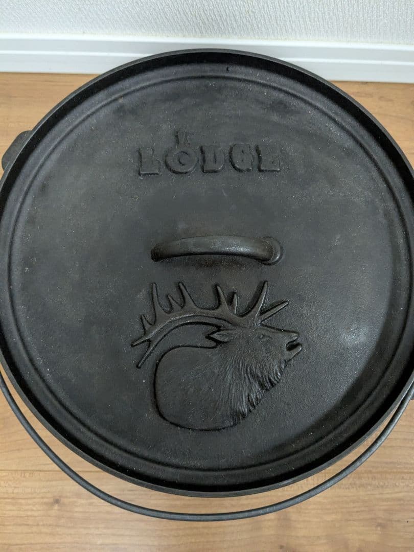 【希少デザイン】　LODGE　キャンプオーヴン　12インチ　ダッチオーブン