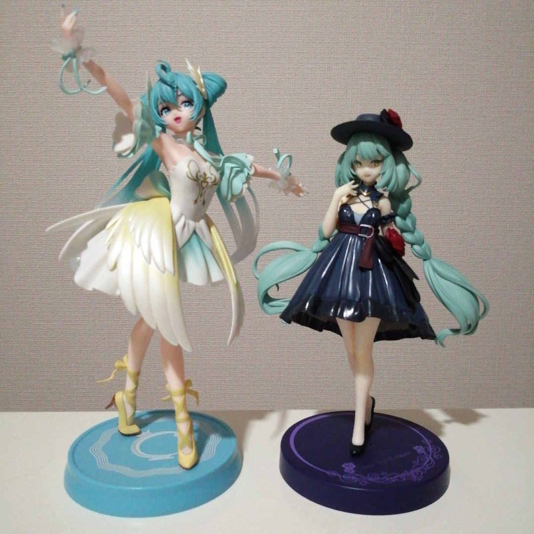 初音ミク フィギュア 8点セット ボカロ 水着 バニー サンタ 制服 ドレス