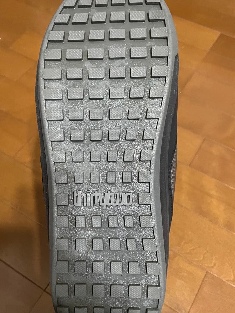 thirtytwo STW ダブルボアブーツ 27cm