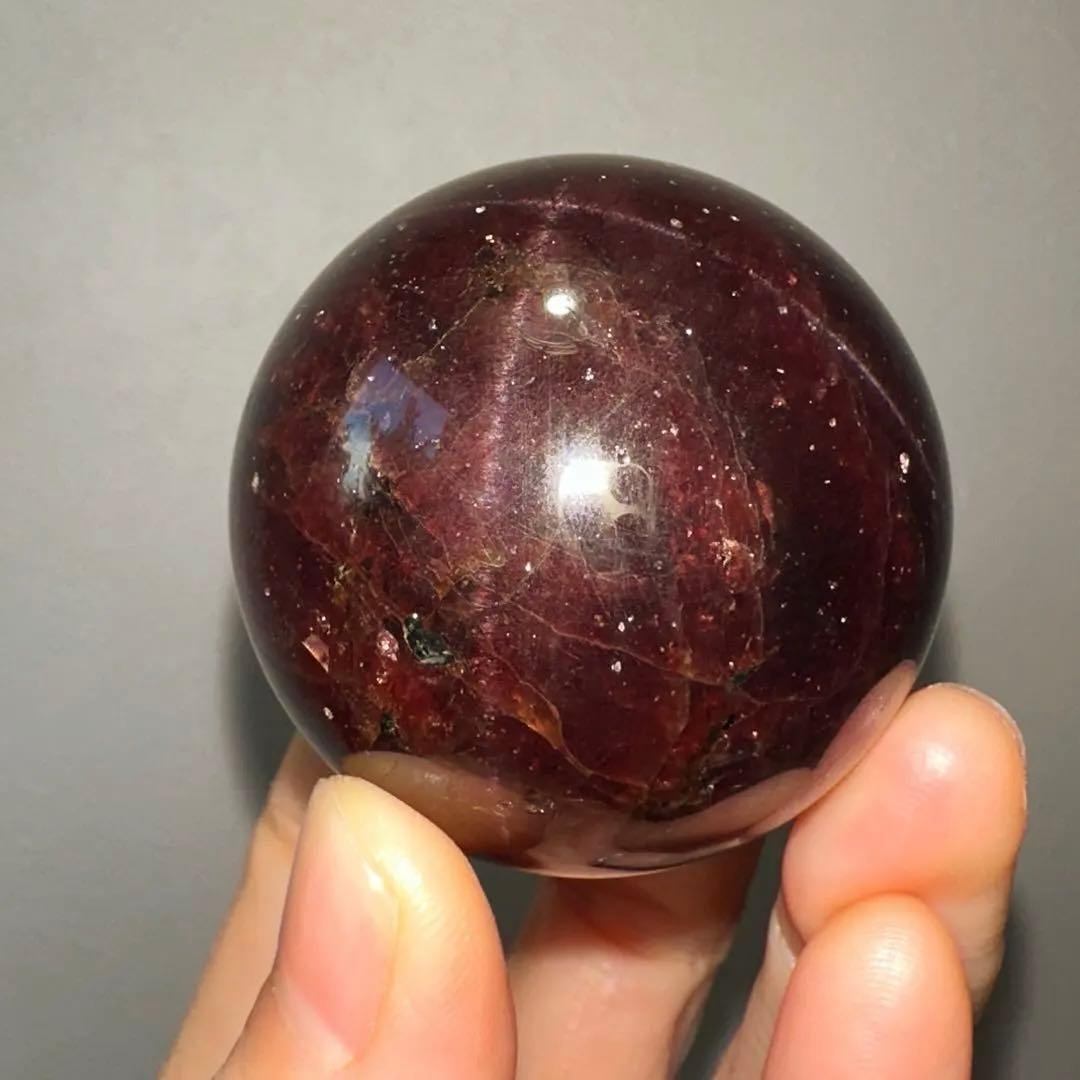 ガーネット　高品質　スフィア　4.3㎝　スターフラッシュ　高級　garnet
