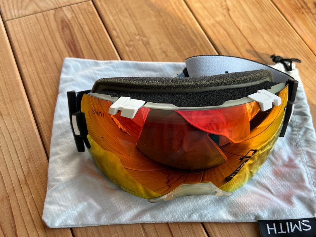 SMITH ゴーグル 交換可能レンズと付属品、収納ケース2個付き