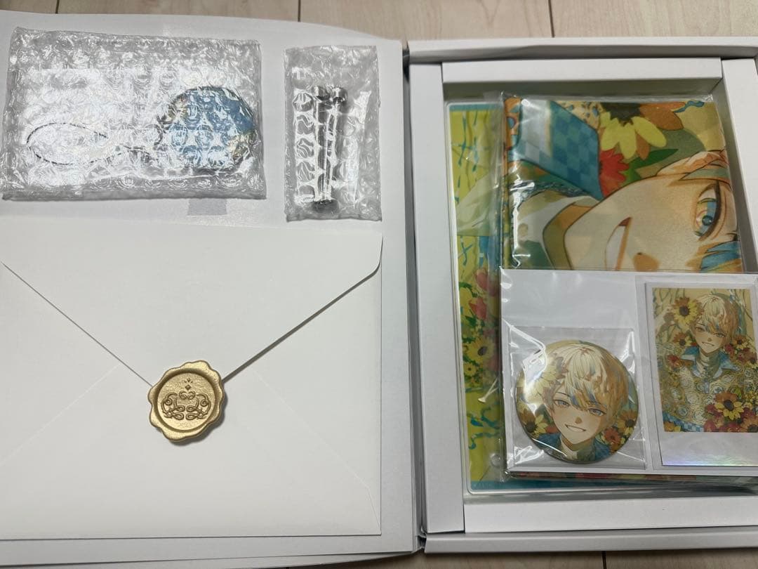 緋八マナ 誕生日グッズ 全力お祝いセット＋缶バッジ&チェキ風カード