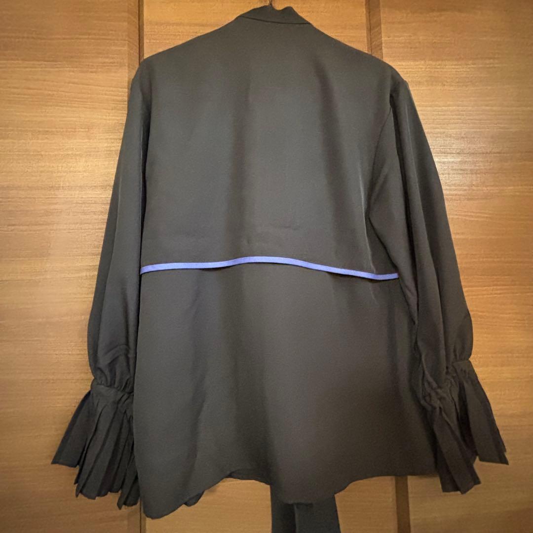 プロセカ × ZOZOTOWN アシメフリルボウタイシャツ HARE まふゆ