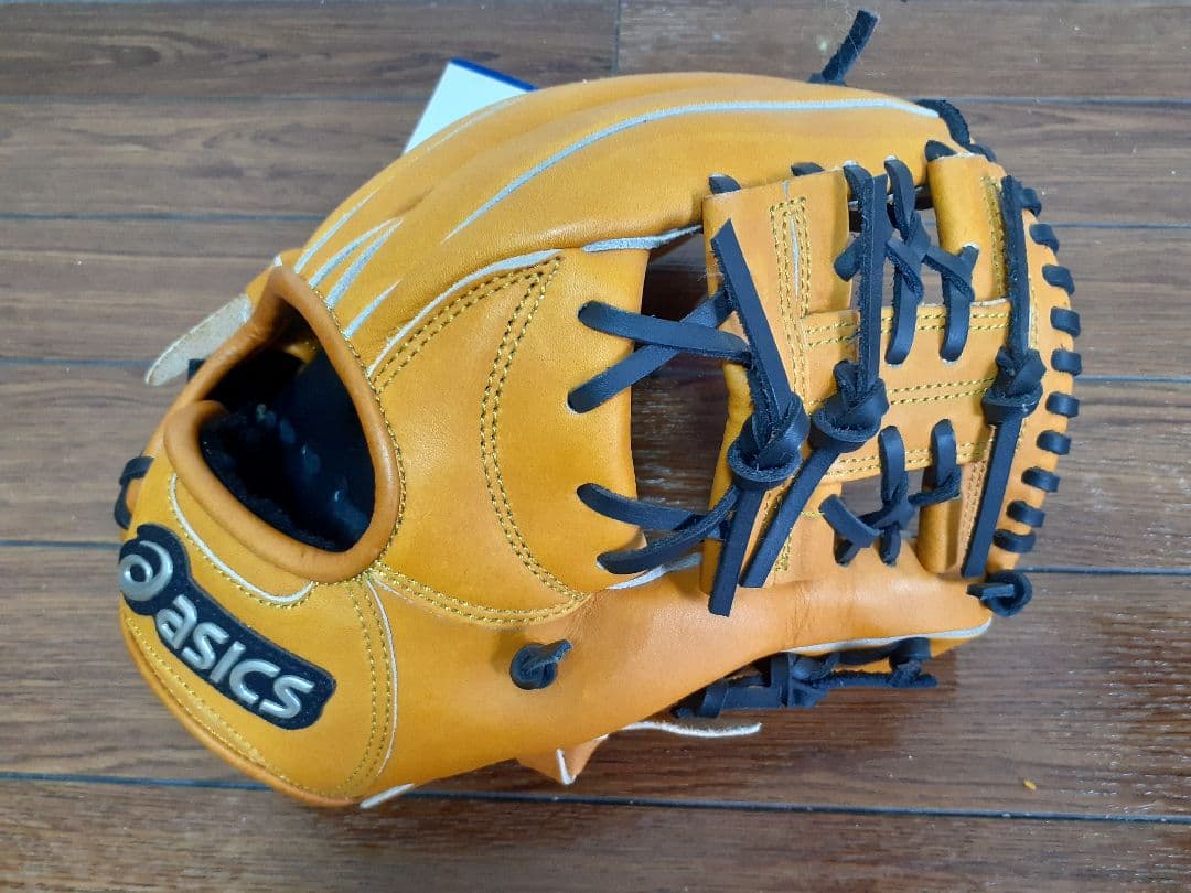 アシックス軟式内野手用カラー:ライトブラウン/ブラック LH(右投用)天然皮革