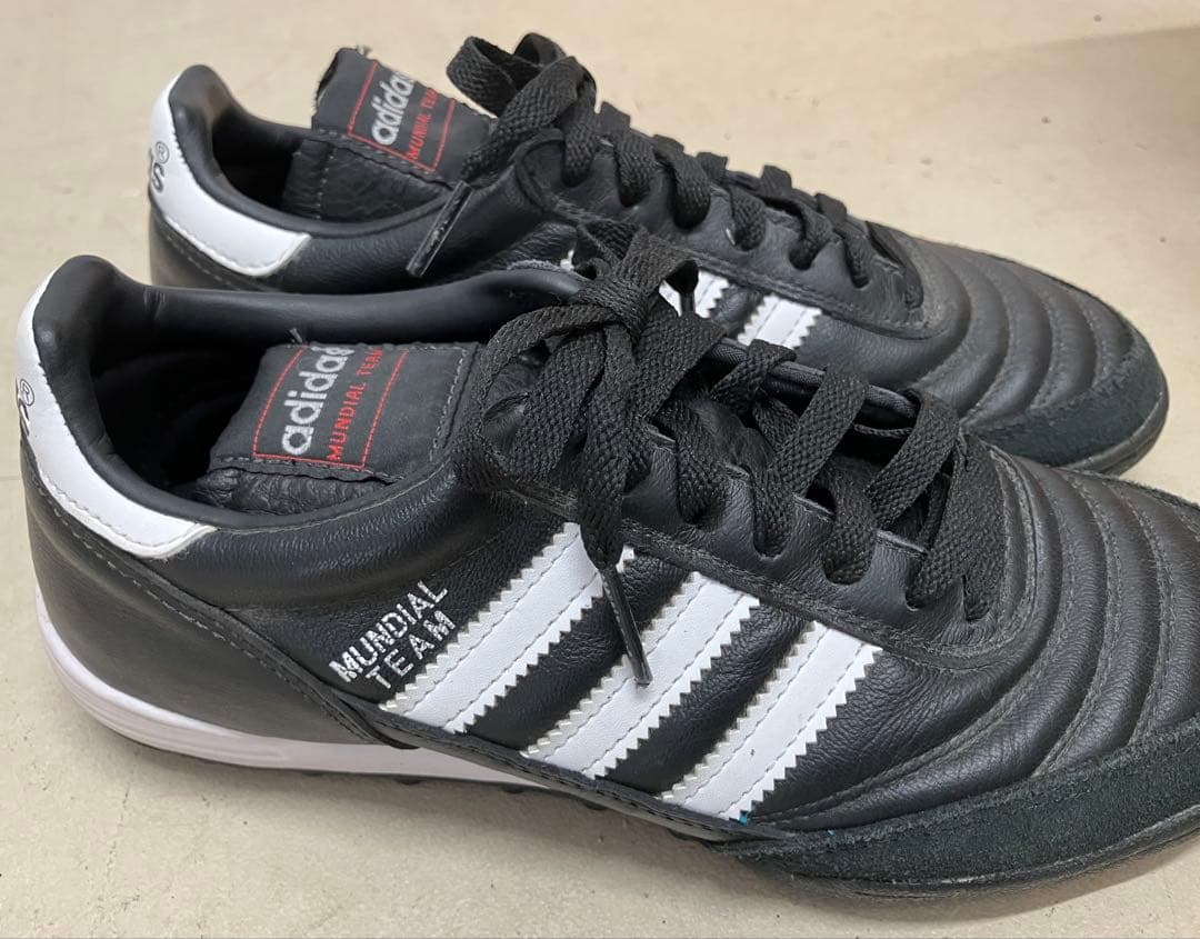 アディダス ムンディアルチーム 23.0