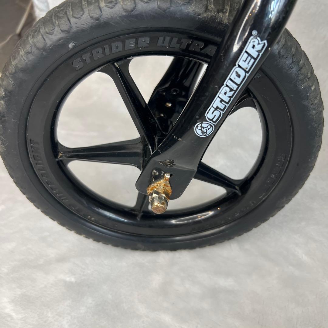 ストライダー　スポーツ　STRIDER SPORTS 黄緑　グリーン　12インチ