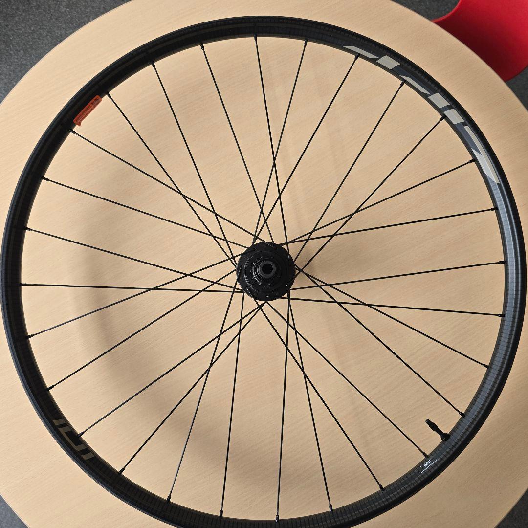 B.Z.683　ZIPP 101 XPLR 未使用品 XDR 700C