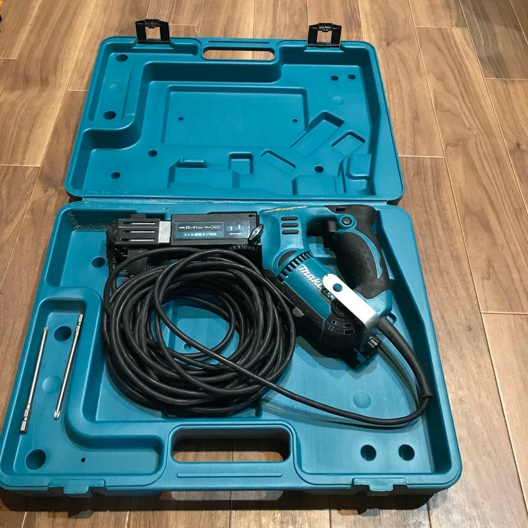 マキタ　オートバックスクリュードライバ