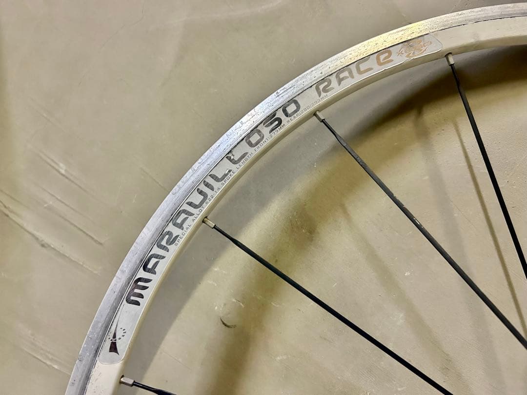 ◆白リムのカッコいい前輪ホイール◆重量0.80kg