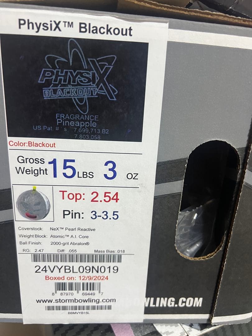 ゆう、ボウリング、フィジックスブラックアウト15ポンド、ストーム