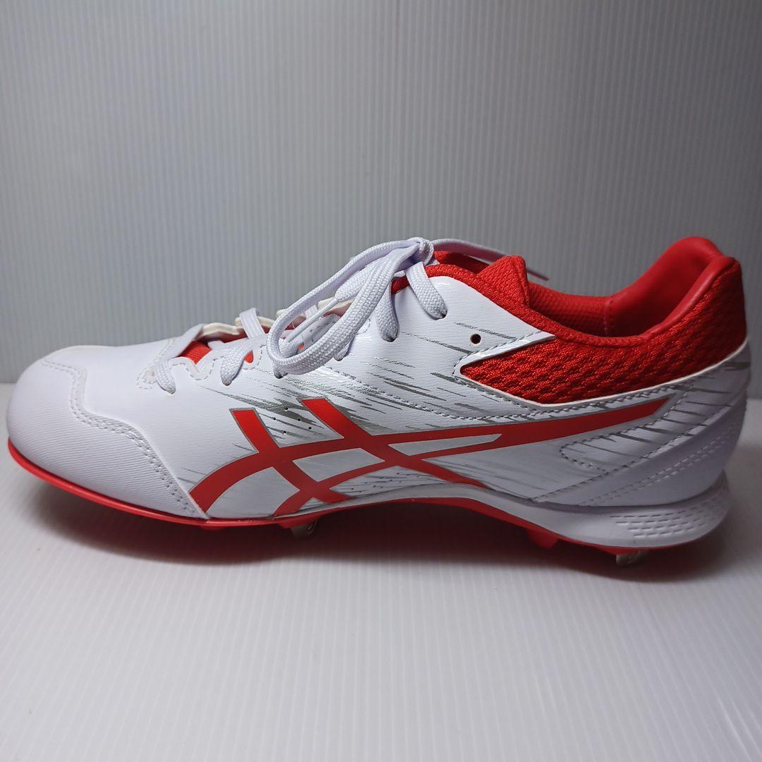 ASICS スパイクシューズ ホワイト/レッド　2５cm　金具スパイク　箱付き