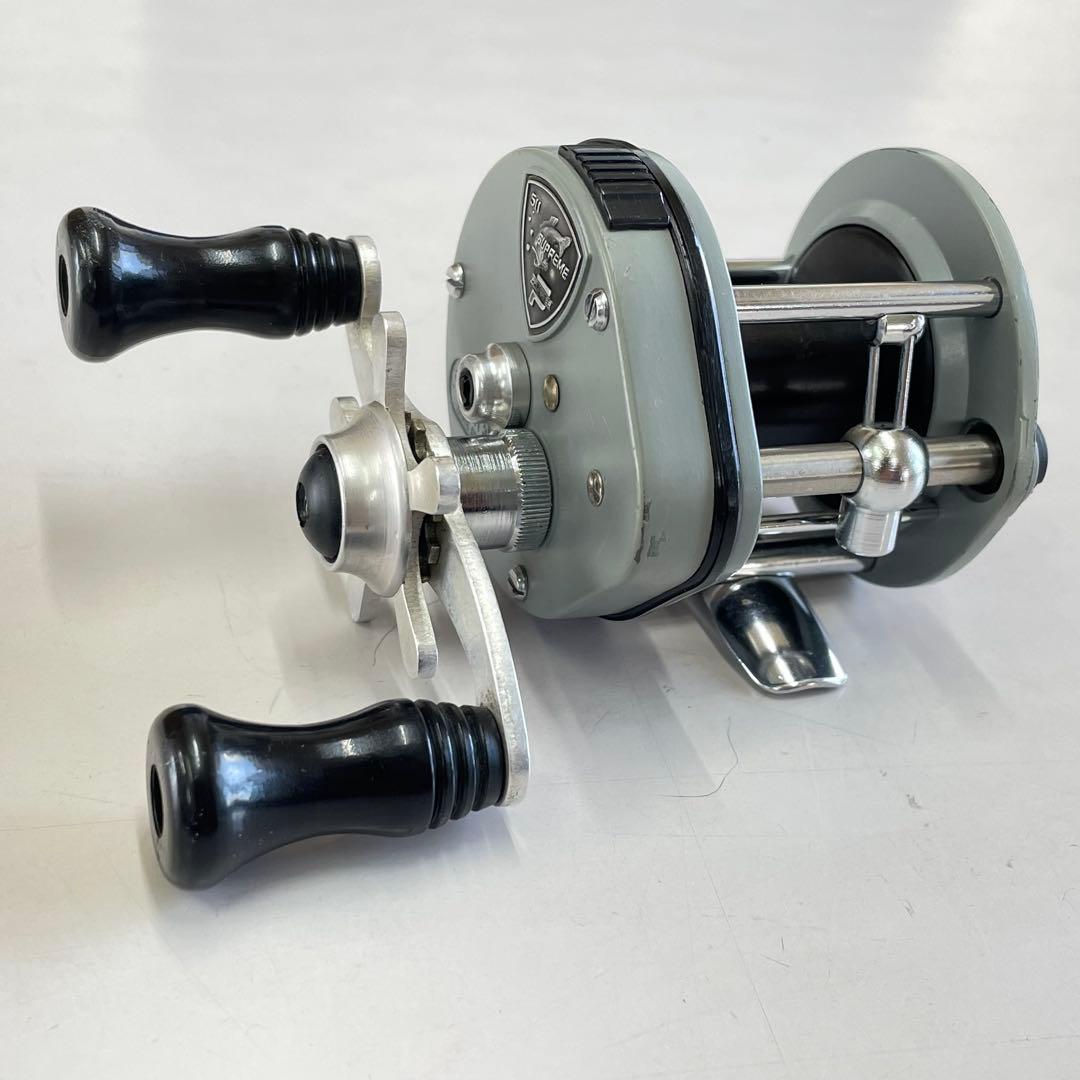 リール PFLUEGER SUPREME 511