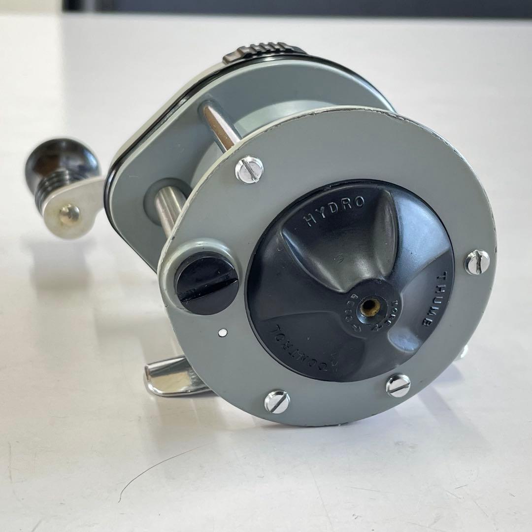 リール PFLUEGER SUPREME 511