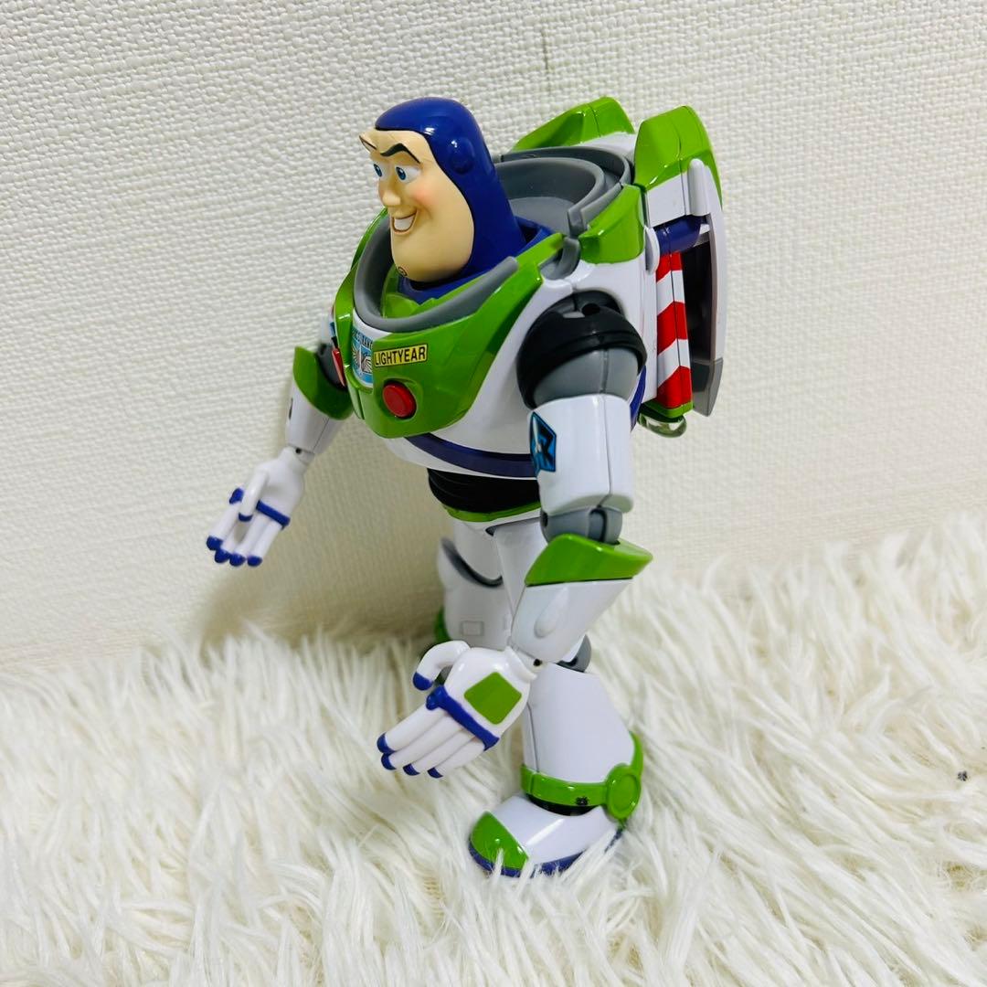 美品！バンダイ 超合金 バズライトイヤー トイストーリー