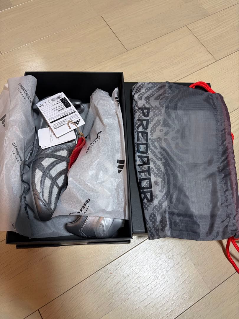 26.5cm アディダス プレデターマニア