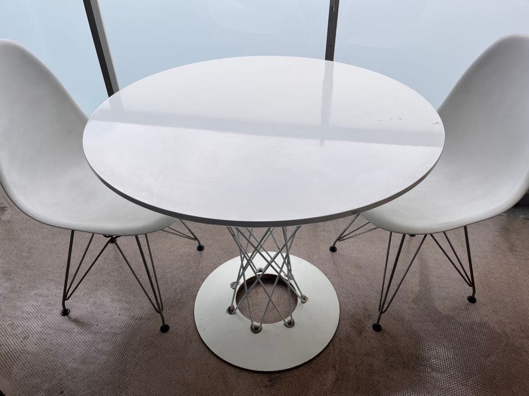 イサム・ノグチ サイクロンテーブル