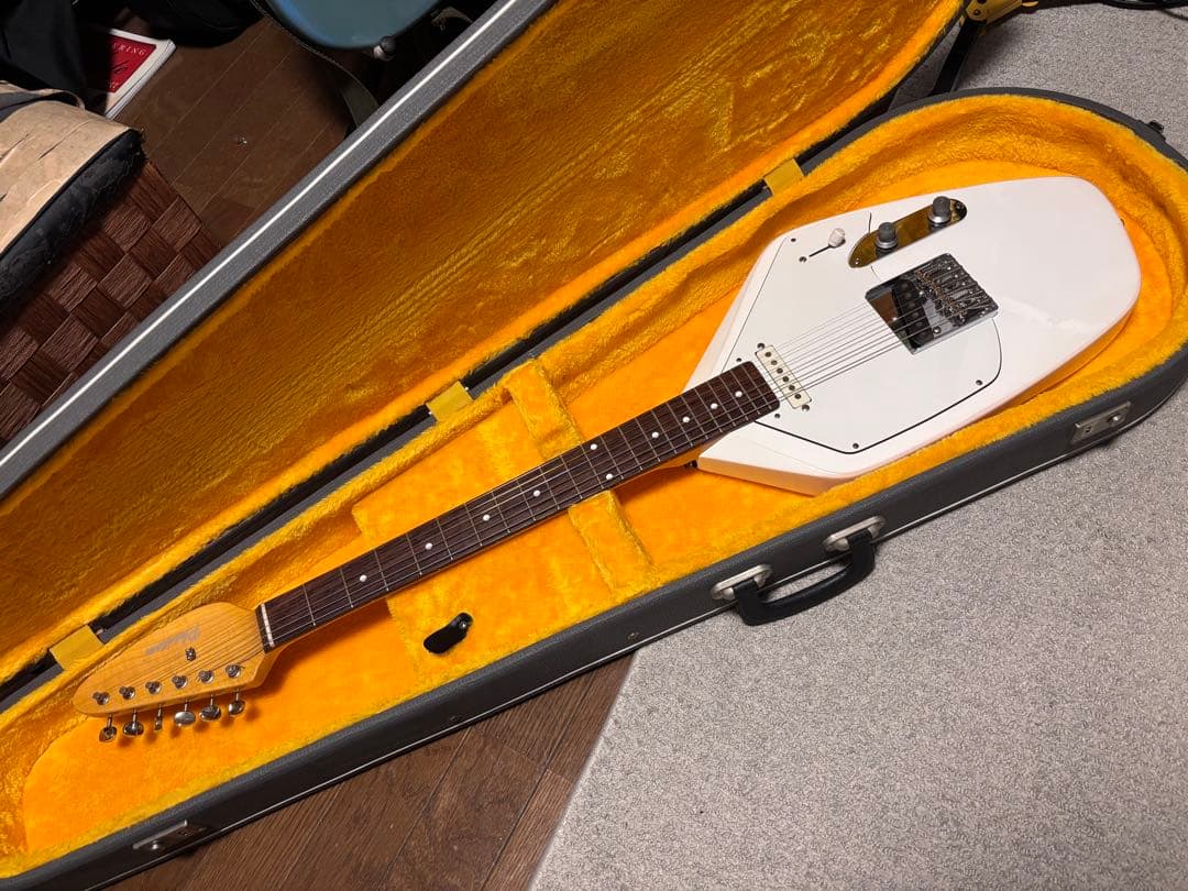 Phantom Guitar Works テレファントム