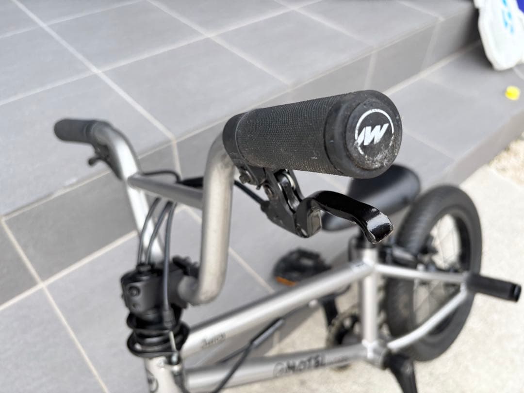 【送料込】BMX 14インチ