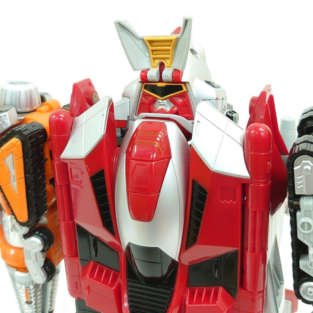 轟轟戦隊ボウケンジャー　DX アルティメットダイボウケン　シールド付き