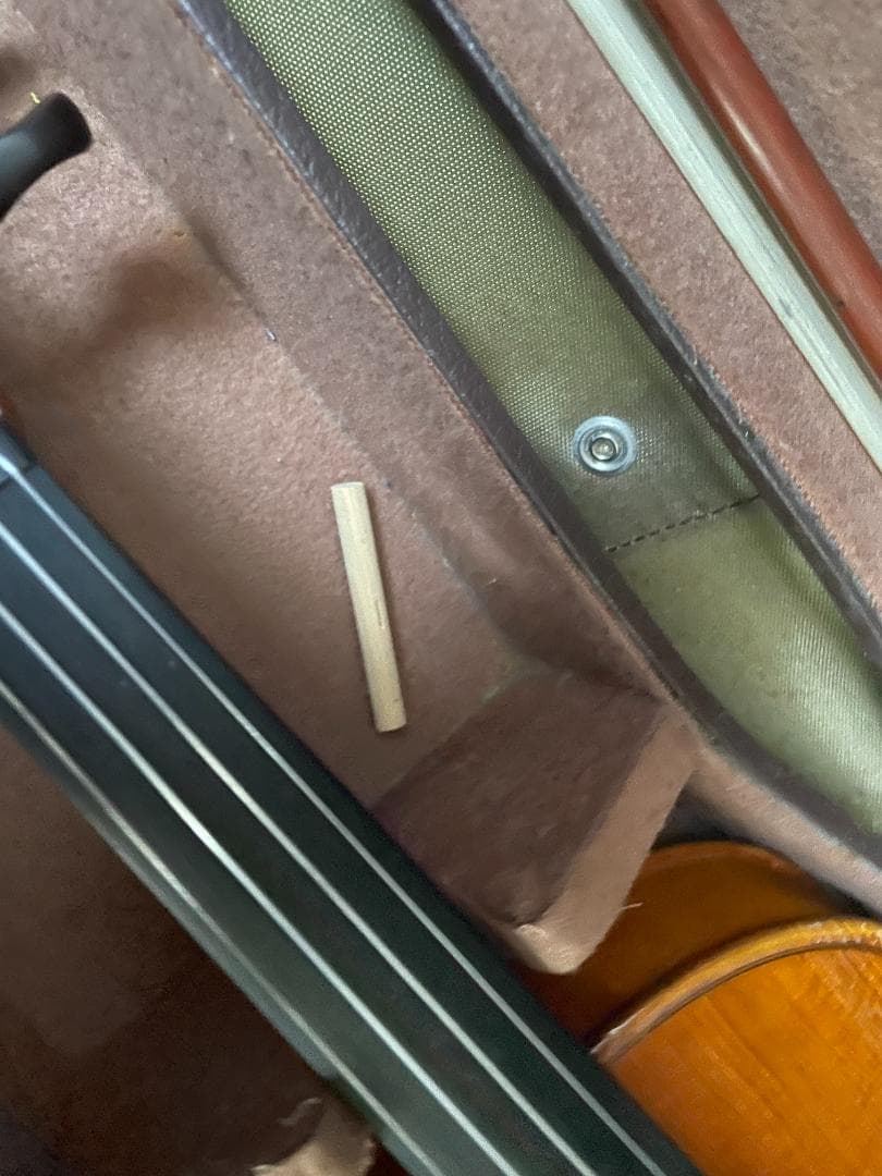 バイオリン ４／４サイズ　要メンテ品