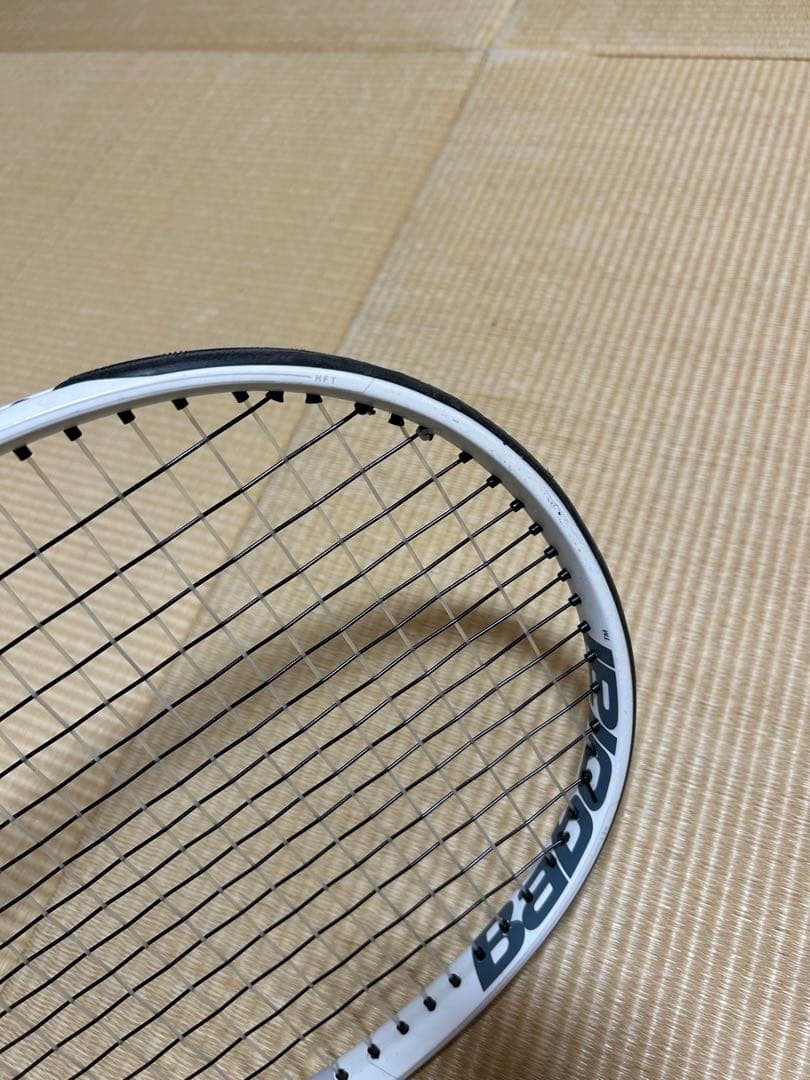 割引バボラ　テニスラケット　ピュアストライク100 グリップ3