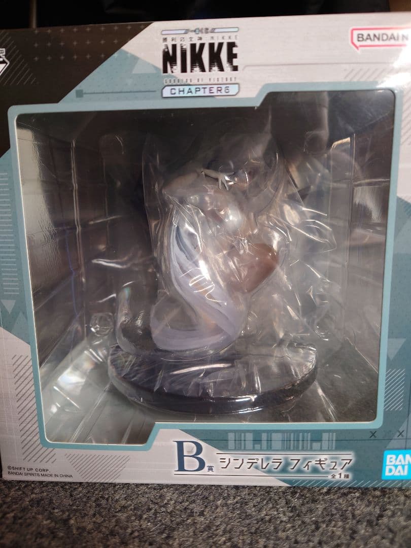 凡*暗様 1番クジ　シンデレラフィギュア　チャーム付き