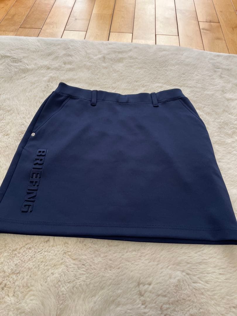 ブリーフィングゴルフレディースウェアスカートセットアップ