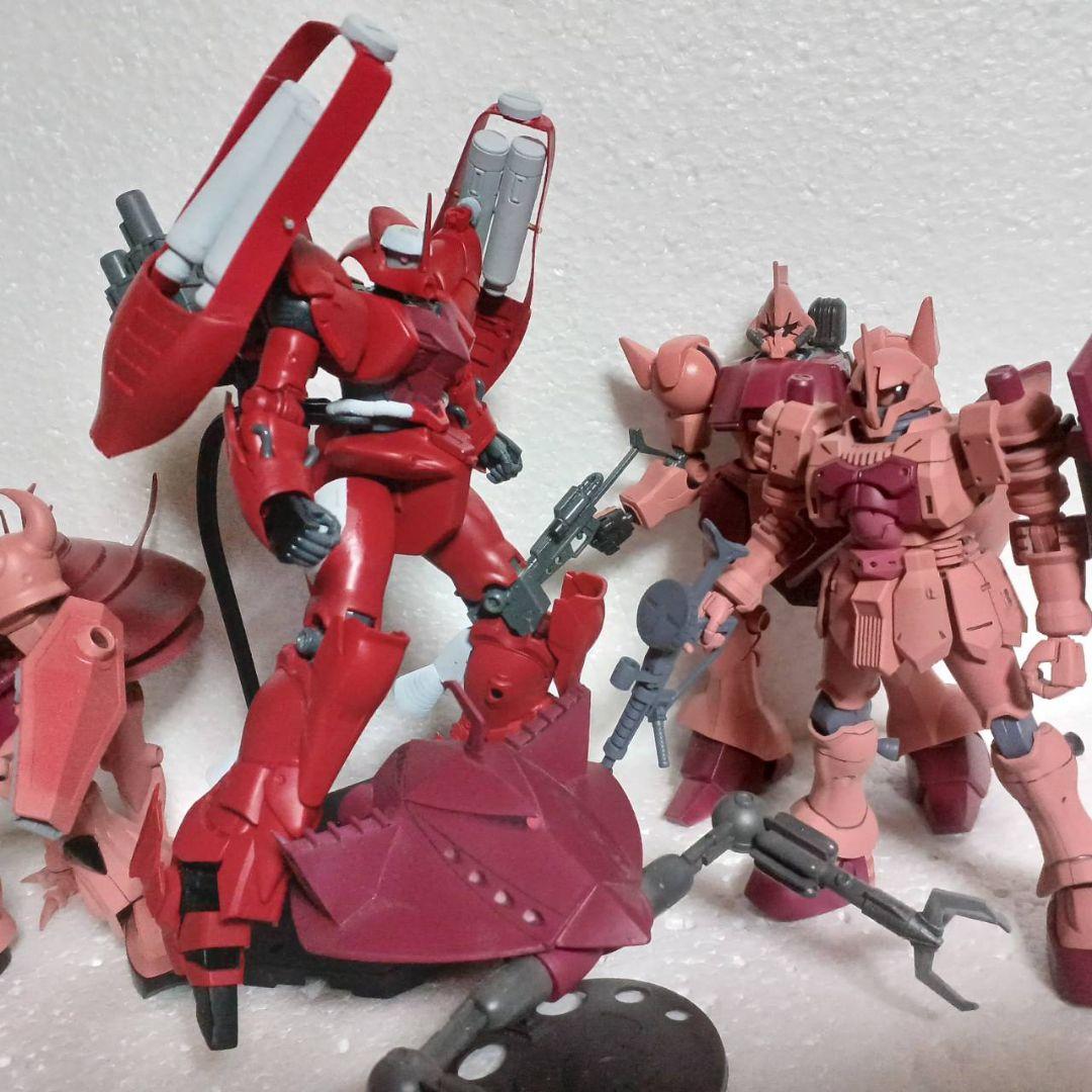 ジークアクス最終回に登場したHG1/144シャア専用6体再現セット