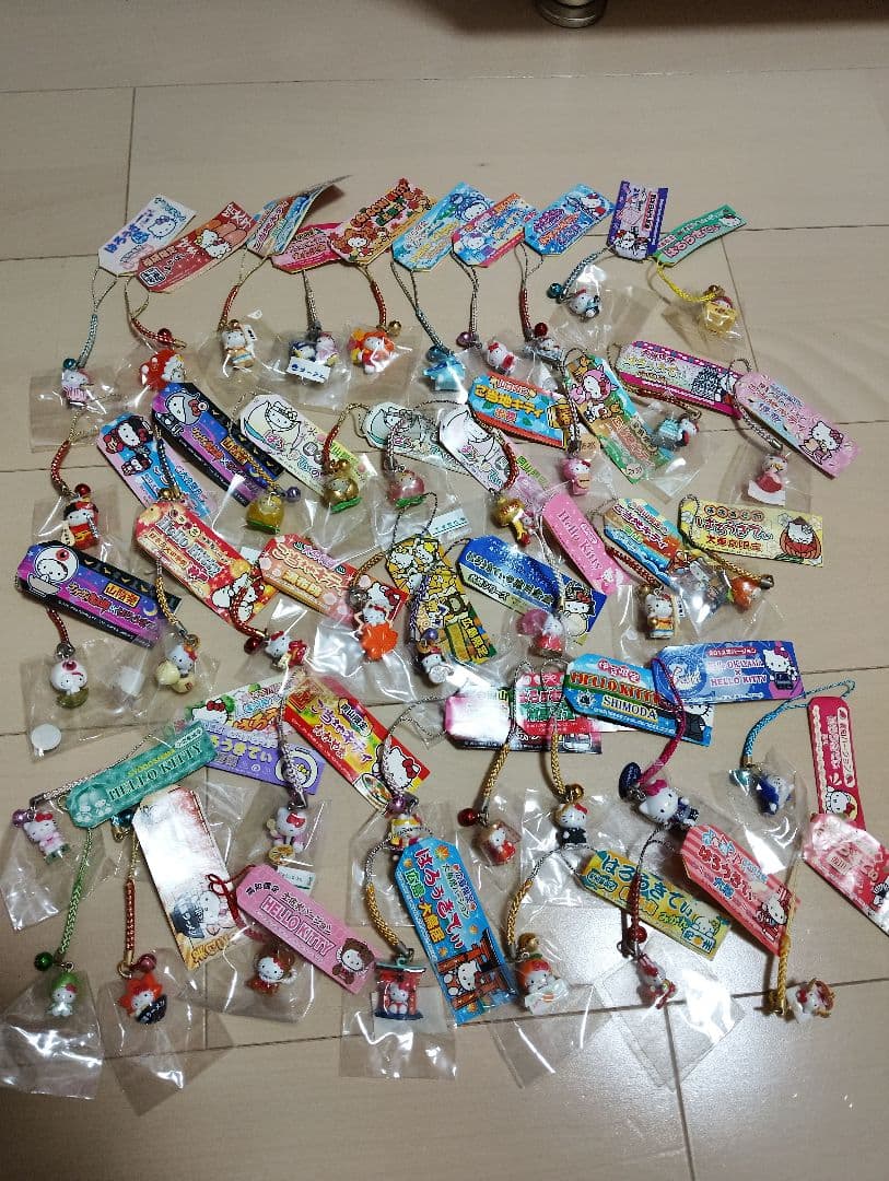 ご当地キティちゃん☆根付☆キーホルダー☆まとめ売り☆