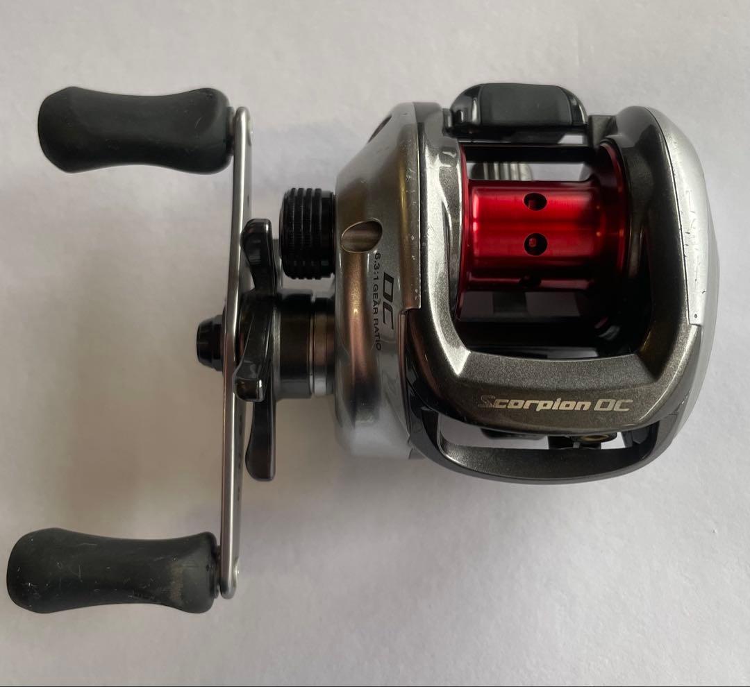 ⭐️再々値下げ　美品　シマノSHIMANO 11スコーピオンDC 右巻き