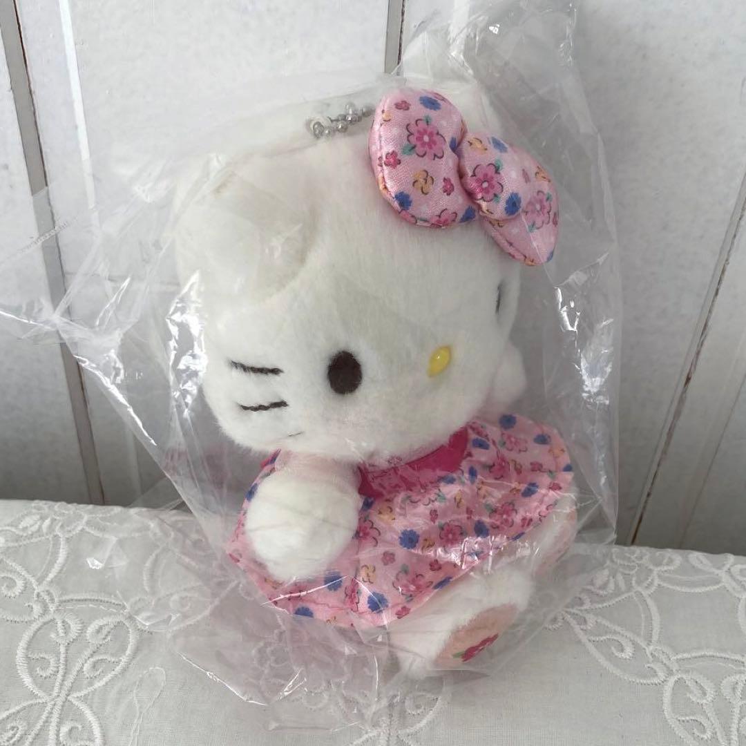 【 新品・未使用 】　希少　ハローキティ　LUPICIA　マスコット　チャーム