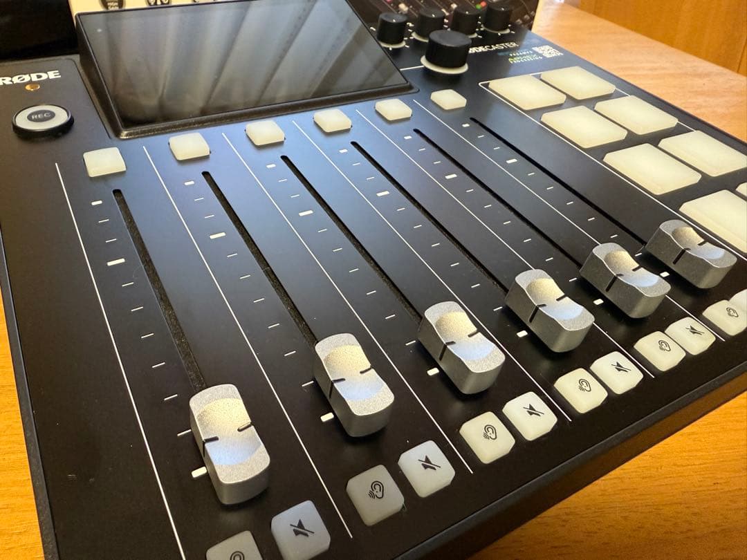 RODECaster Pro II +専用カバー+TASCAMバッグセット