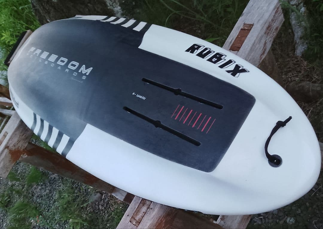 プローンフォイルボード　　45リッター フリーダム　RUBIX