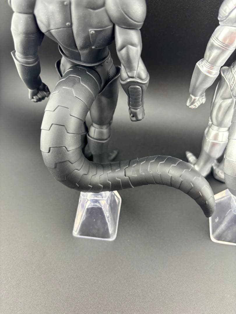 ✨ 一番くじドラゴンボール E賞メカフリーザ　リペイント　白黒2体セット箱あり✨