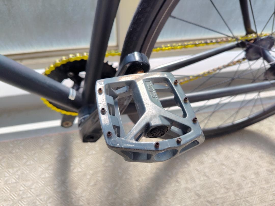 ピストバイク　FUJI VENOM　黒