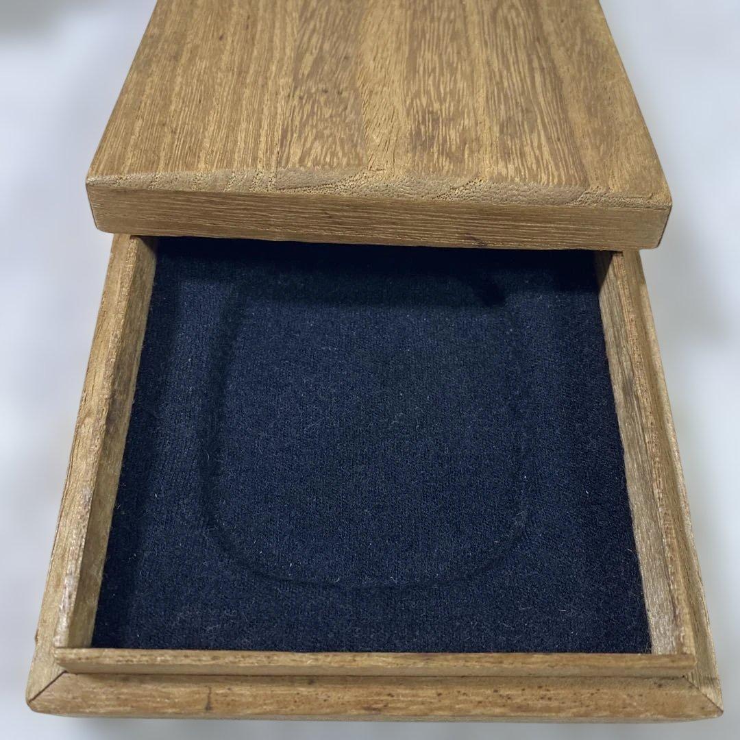 B-26 鍔　武具　刀装具　日本刀　装飾品　鉄製　アンティーク　美術品　工芸品