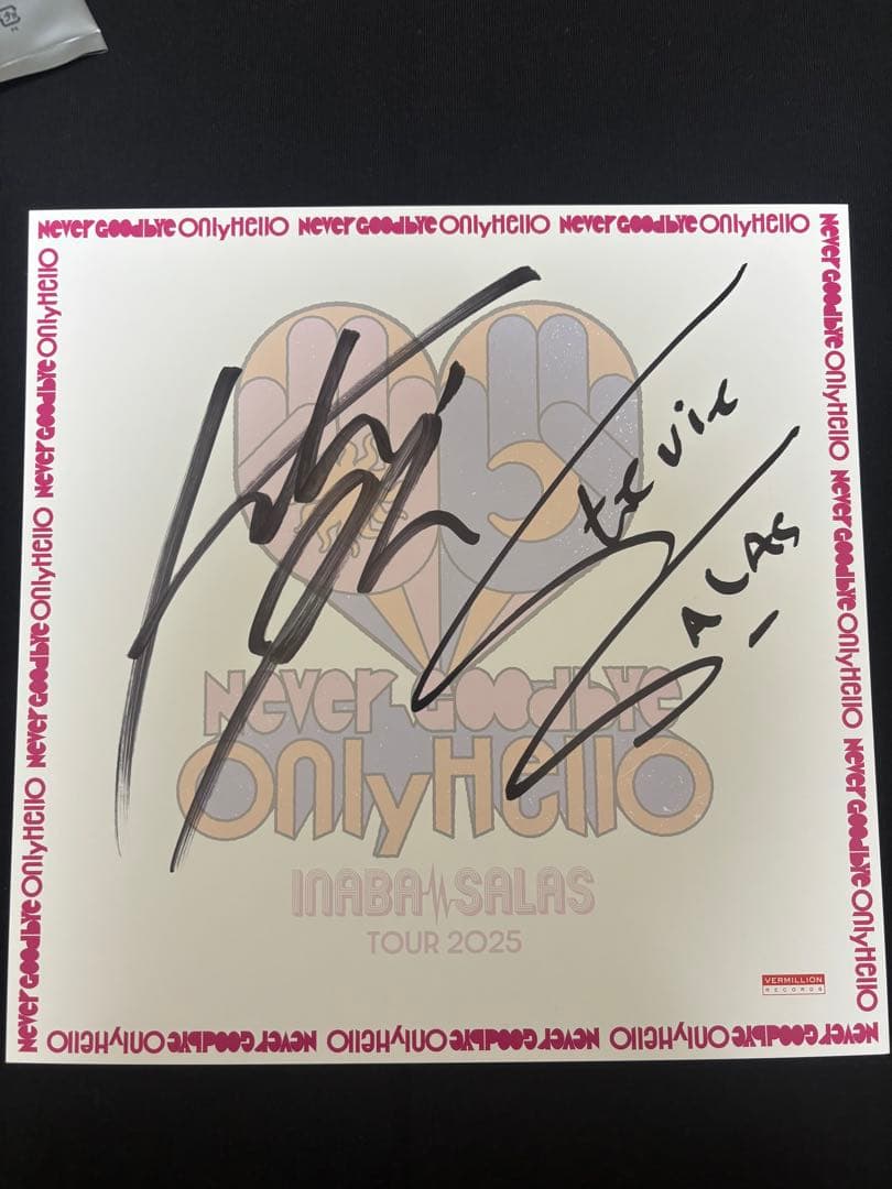 INABA/SALAS サイン