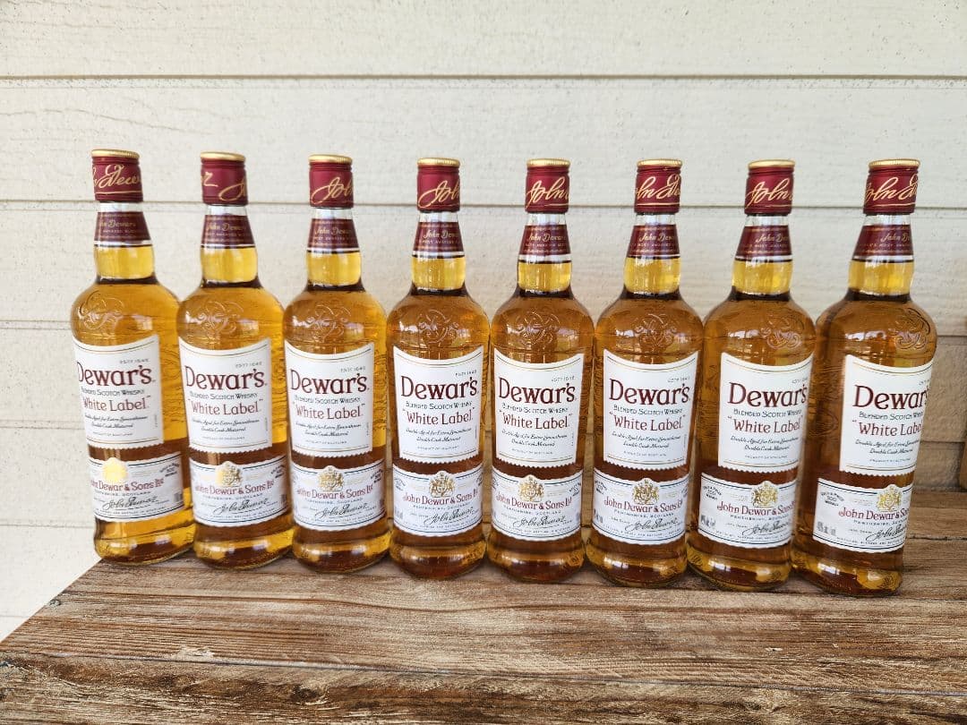 デュワーズ　ホワイトラベル　40度　700ml　8本セット