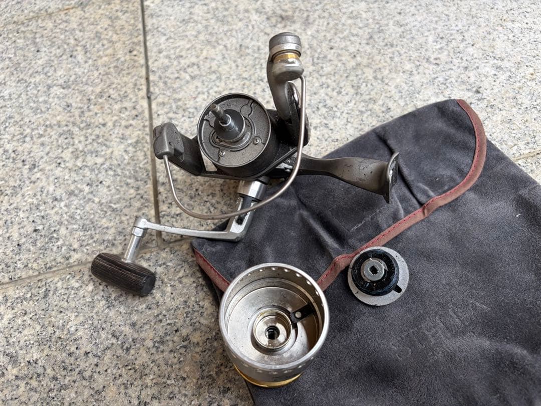 ジャンク品　SHIMANO STELLA 3000 スピニングリール