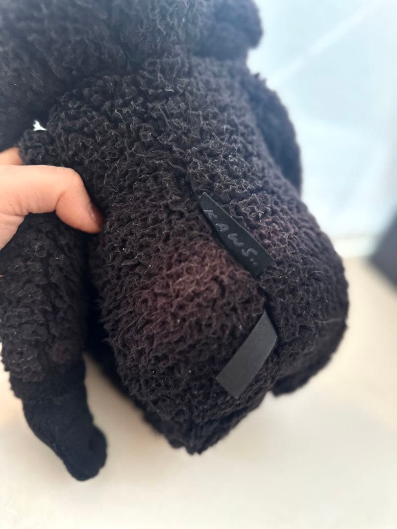 KAWS BFF カウズ ぬいぐるみ ブラック シリアルナンバー入り レア
