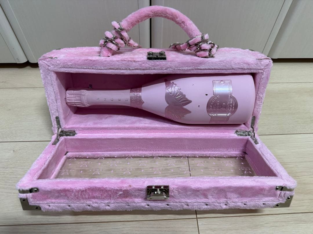 ANGELCHAMPAGNE NV Demi Sec Rosé_Fur Type