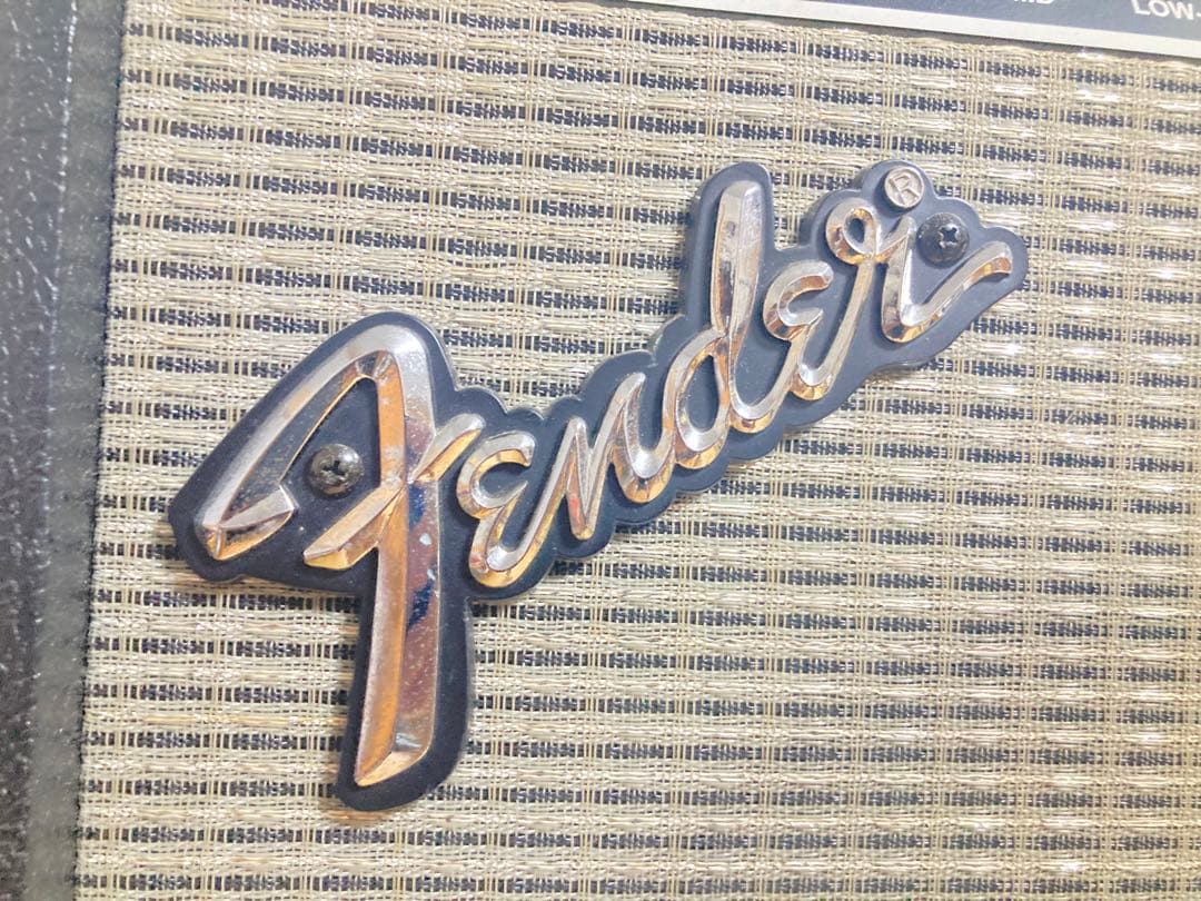 ☆Fender ベースアンプ Bassman BM-20CE CELESTION