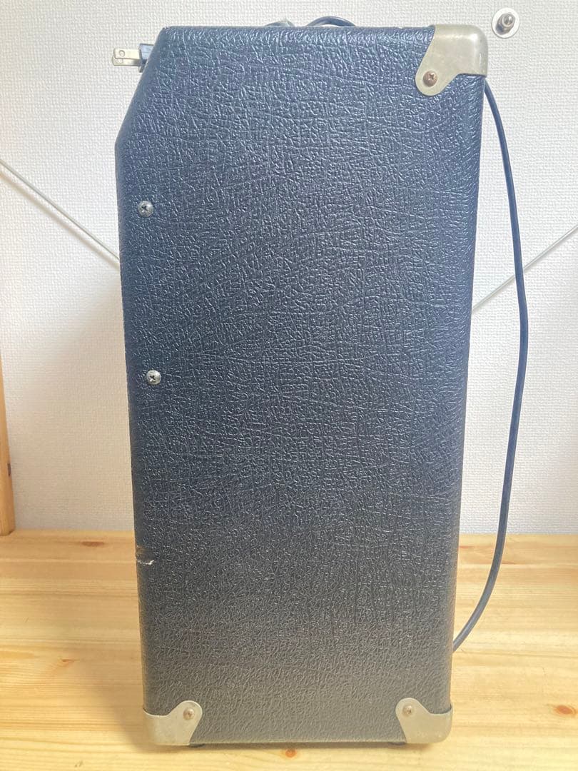 ☆Fender ベースアンプ Bassman BM-20CE CELESTION